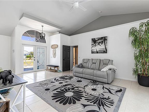 3rd image of 18259 Royal Hammock BLVD