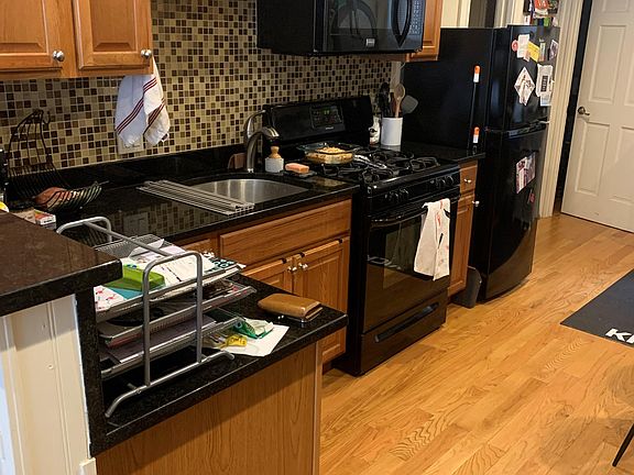 2nd image of 61 Joy St #5