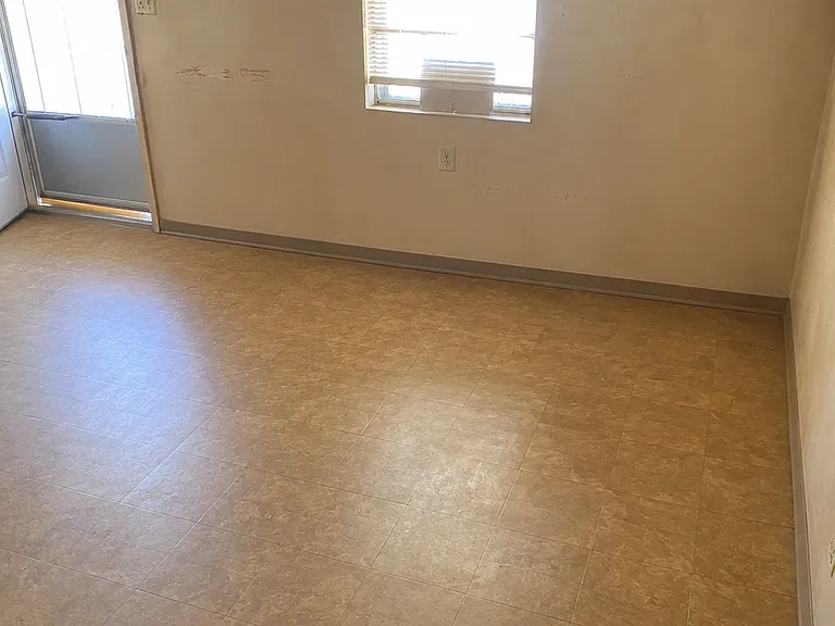 803 Dunlap St — Photo 3