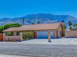 2285 N Acacia Rd W, Palm Springs, CA 92262
