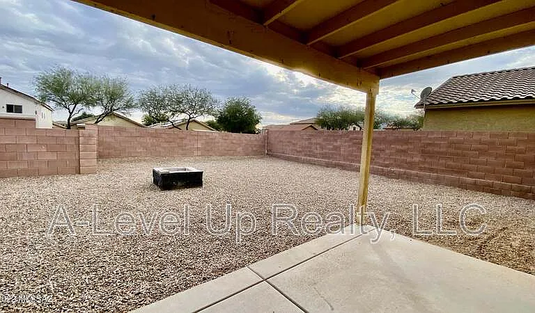 721 W Flaming Arrow Dr — Photo 28