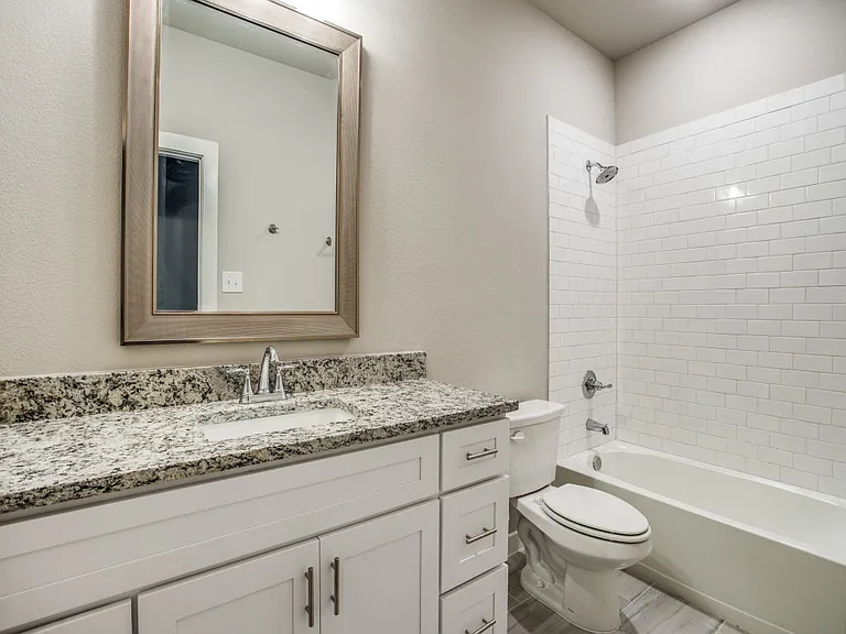 3306 Cedar St — Photo 9