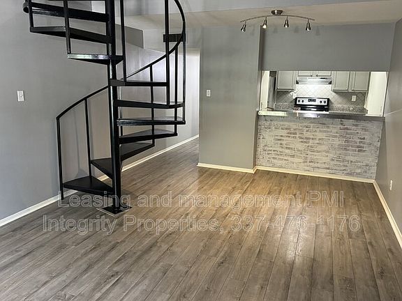 3rd image of 300 Lozes Ave APT 1603