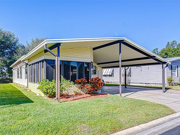 5th image of 3111 Hickory Dr