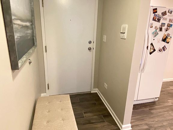 2nd image of 1255 N Sterling Ave Unit 104