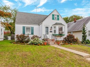 541 Sheridan Ave, Roselle, NJ