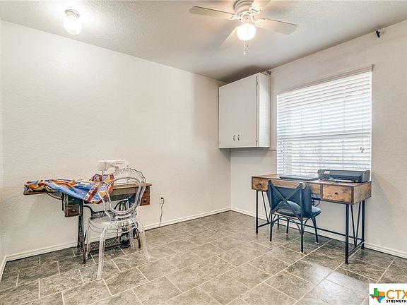 4th image of 1028 Bromley Ct