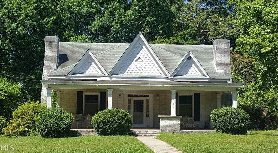 2nd image of 8599 Bowden St