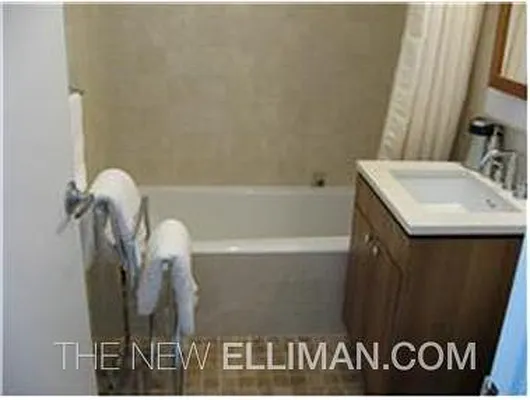 Rented by Douglas Elliman | media 16