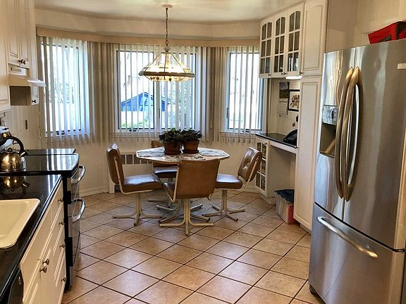 4th image of 1727 Newman Ct