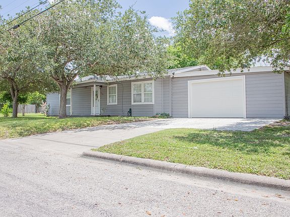 2nd image of 306 Sellers St