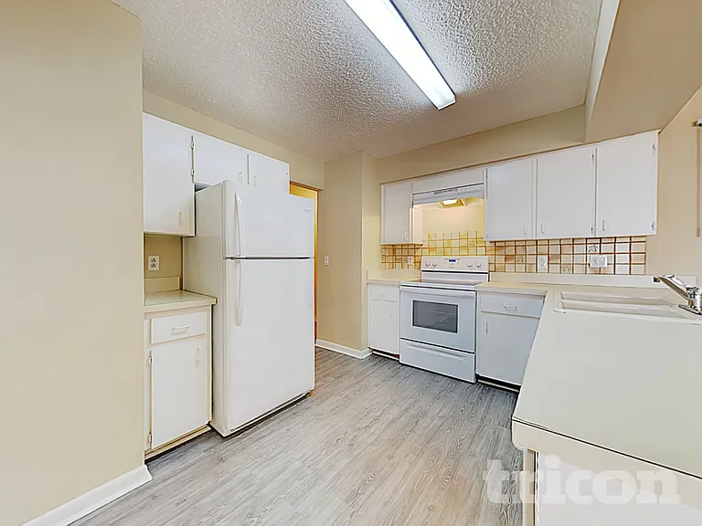 4348 Black Fox Dr — Photo 24