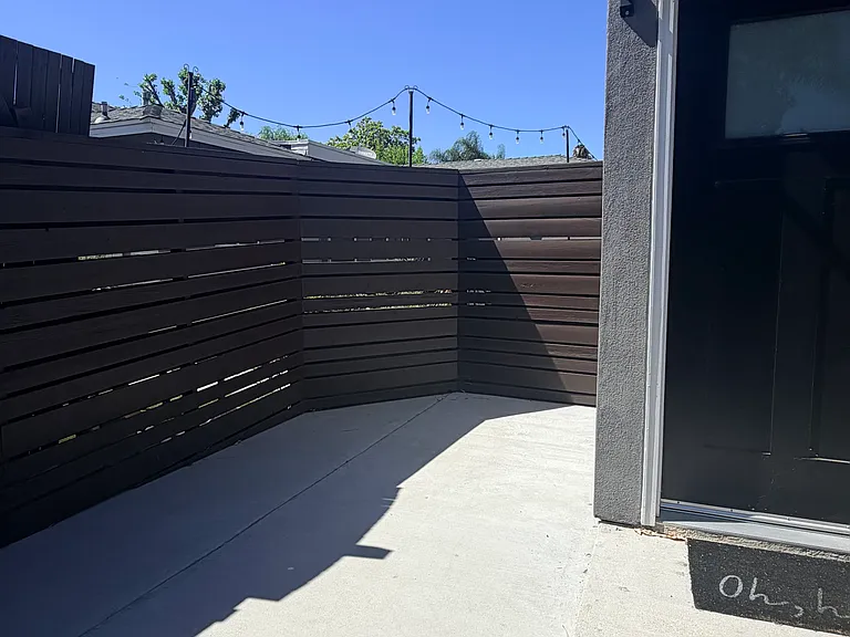 19623 Hartland St — Photo 7
