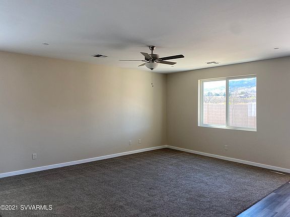 5th image of 1561 Chateau Dr