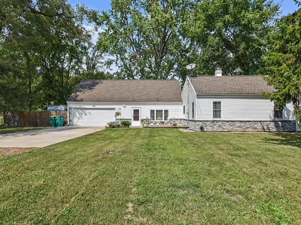 523 Della St, Portage, MI 49002