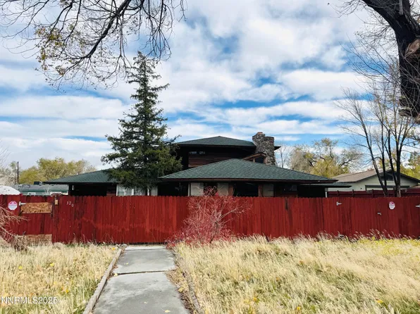320 Westbrook Ln, Reno, NV 89506