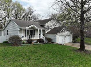 9710 NW 86th St, Kansas City, MO 64153