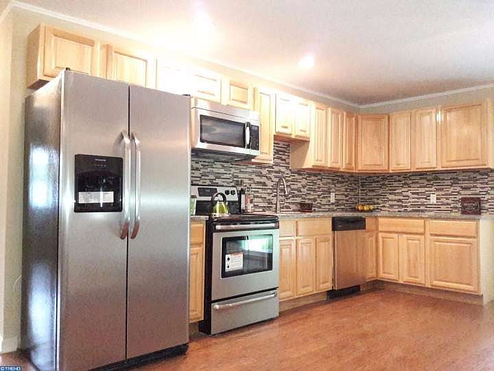 1st image of 74 Martindale Dr