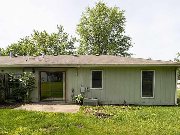 2nd image of 3613 Greeley Dr #3611