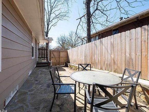 3rd image of 5016 Lee Ave