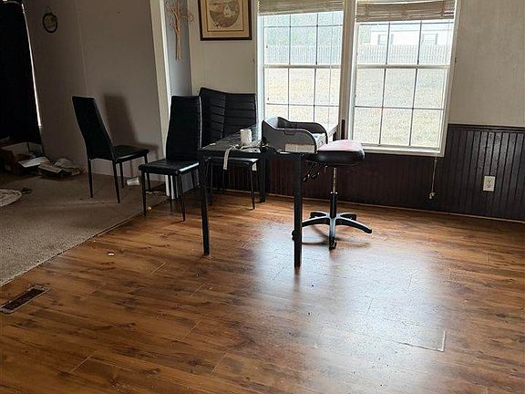 4th image of 2105 Lazy Pines Dr