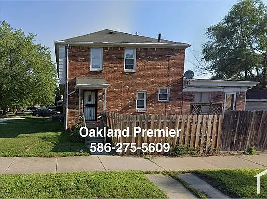 20504 Regent Dr — Photo 1