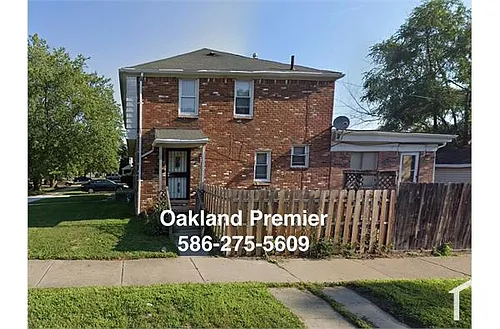 20504 Regent Dr Photo 1