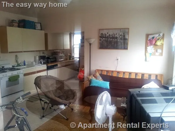 1 Mossland St APT 2, Somerville, MA 02144