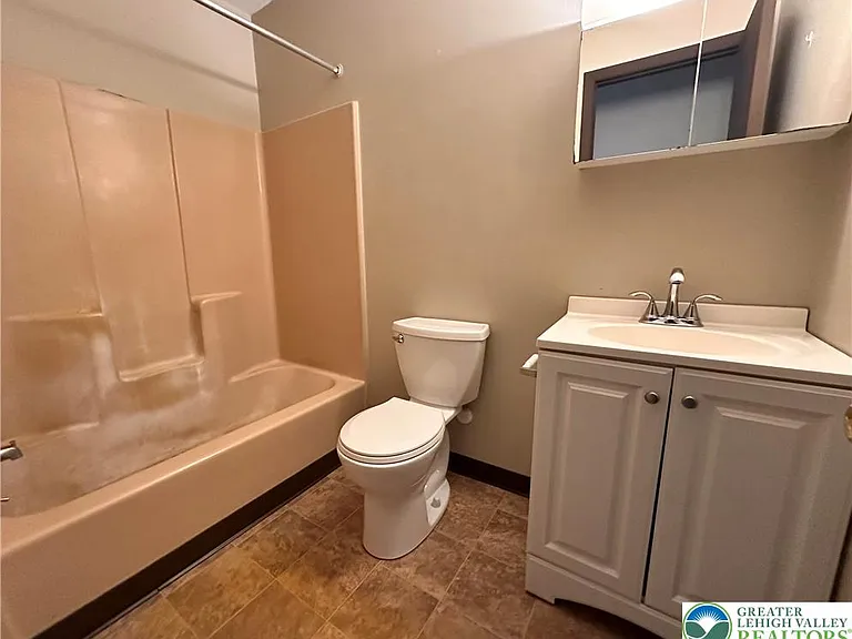 3028 S Pike Ave #6 — Photo 11