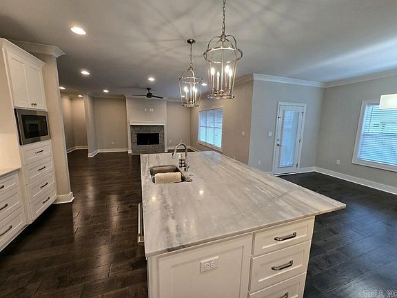 4th image of 7024 Sarrasin St