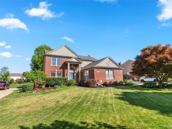 48840 Greenwich Cir, Canton, MI 48188