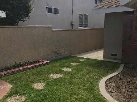 3rd image of 14545 La Pluma Dr