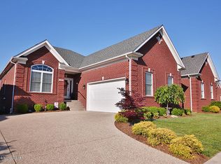 8203 Parker Grant Ct, Louisville, KY 40291