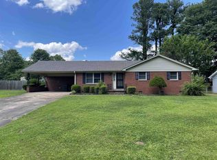 15 Ridgeview Dr, Jackson, TN 38301