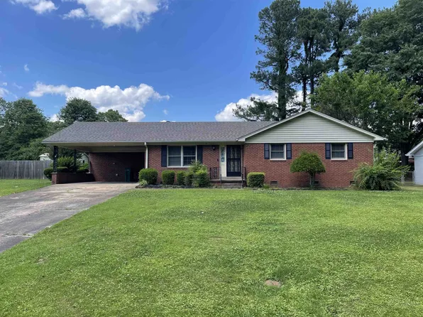 15 Ridgeview Dr, Jackson, TN 38301