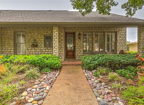 2nd image of 4909 Viejo Ct