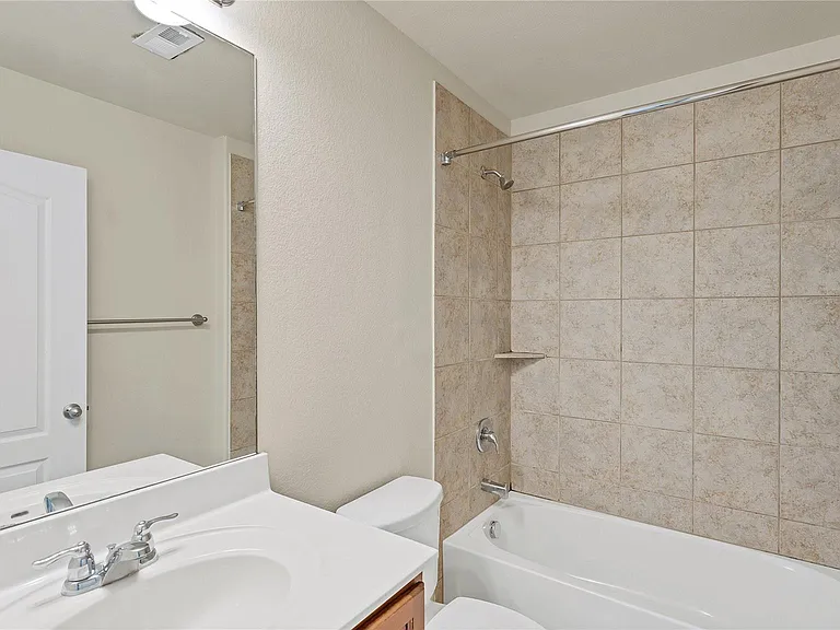 334 Newberry Trl #MAIN HOME — Photo 25