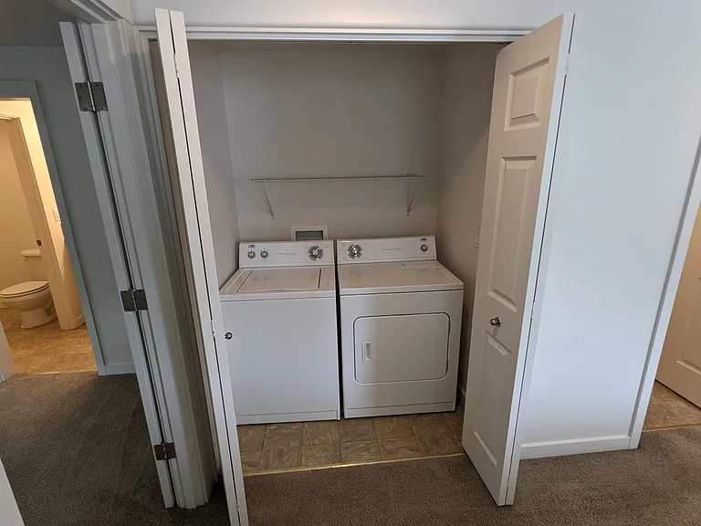 Halsey East Townhomes — Photo 166