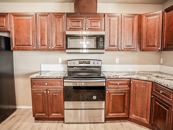 5th image of 1805 W Marina Dr #4