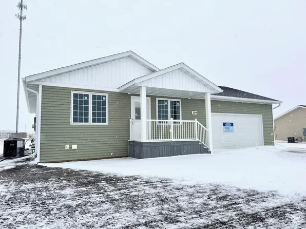 209 Lindbergh Dr NE, Red Lake Falls, MN 56750