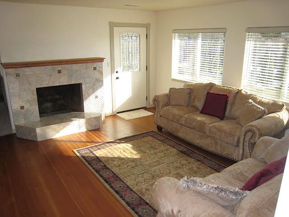 4th image of 2500 Wakefield Pl