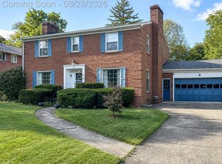 3102 Westwood Pkwy, Flint, MI 48503