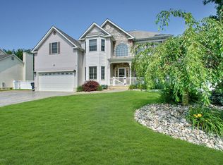 26 Regina Dr, Brick, NJ 08723