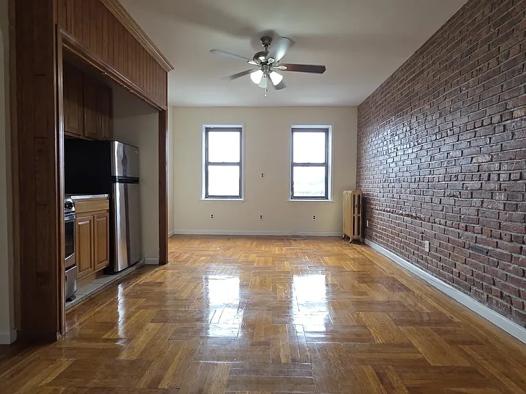 333 86th St #4B — Photo 2