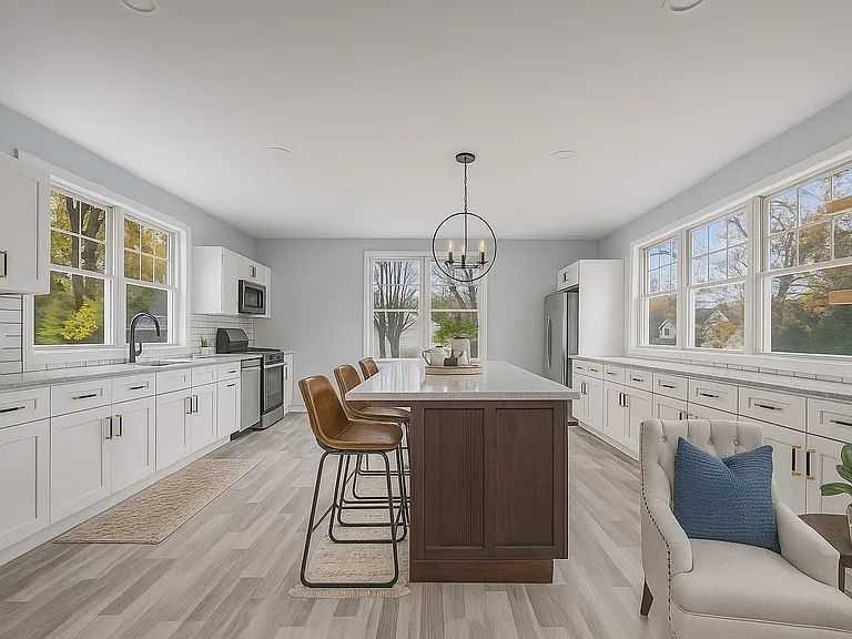 684 Closter Dock Rd — Photo 6