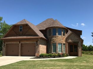 1502 St Ives Ln, Durant, OK 74701