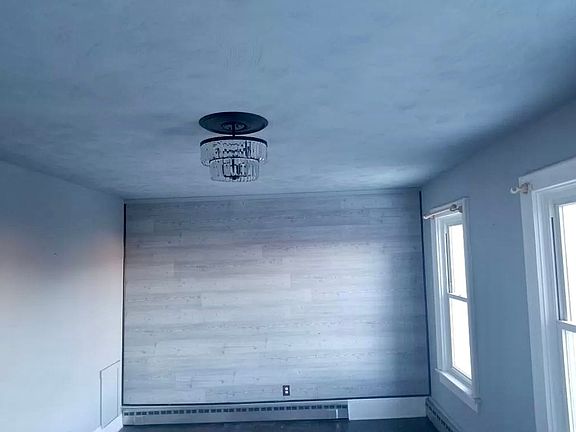 5th image of 360 W Lamb St #4