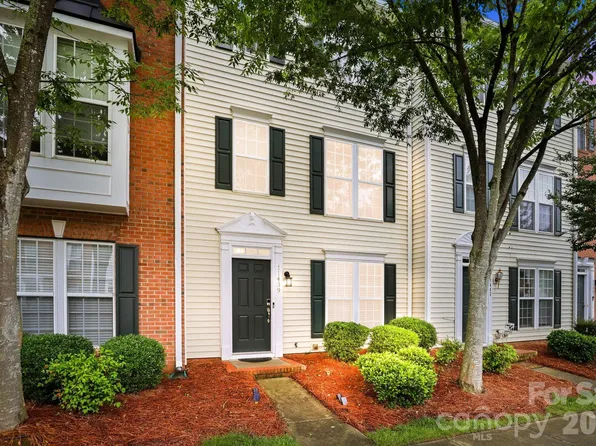 11439 Destin Ln, Charlotte, NC 28277