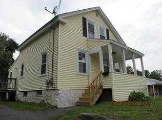 74 Ursula St, Lowell, MA 01854