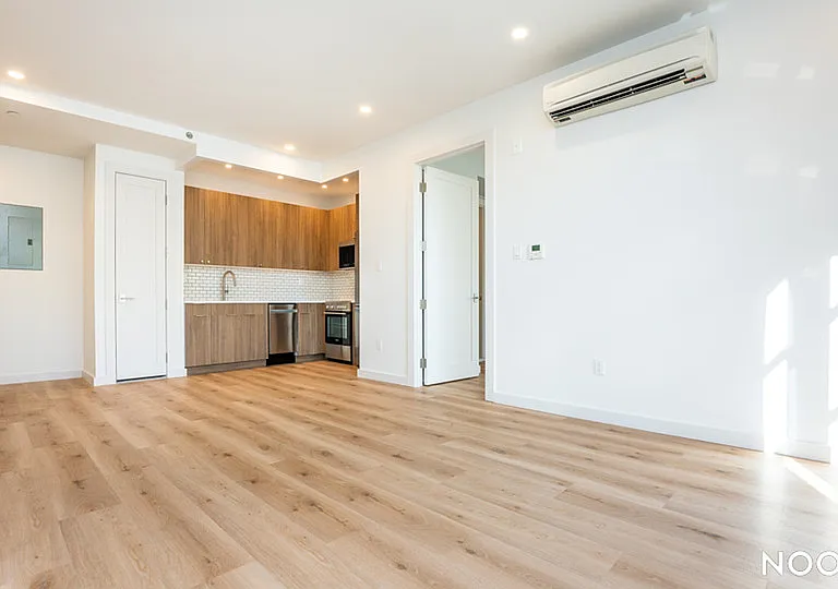 68 Gold St #1B — Photo 1